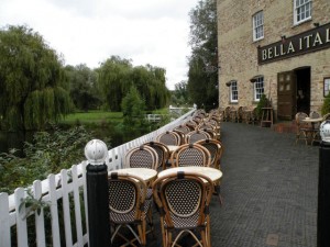 patio dining